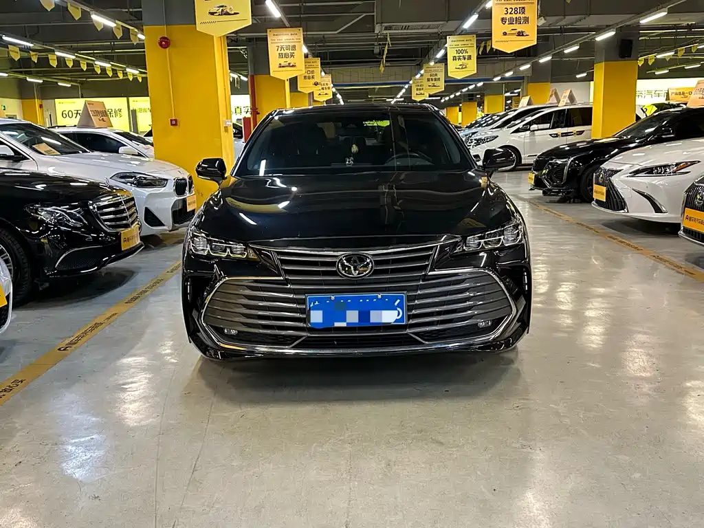 TOYOTA AVALON 2022