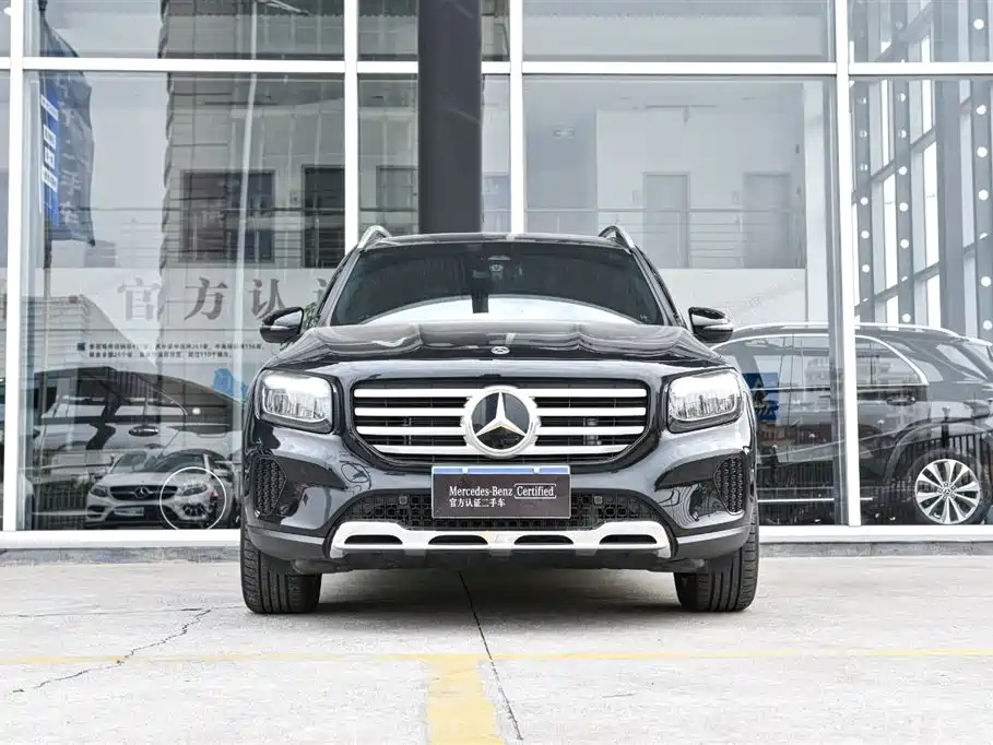MERCEDES BENZ GLB 2024