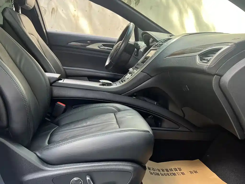 LINCOLN MKZ 2017