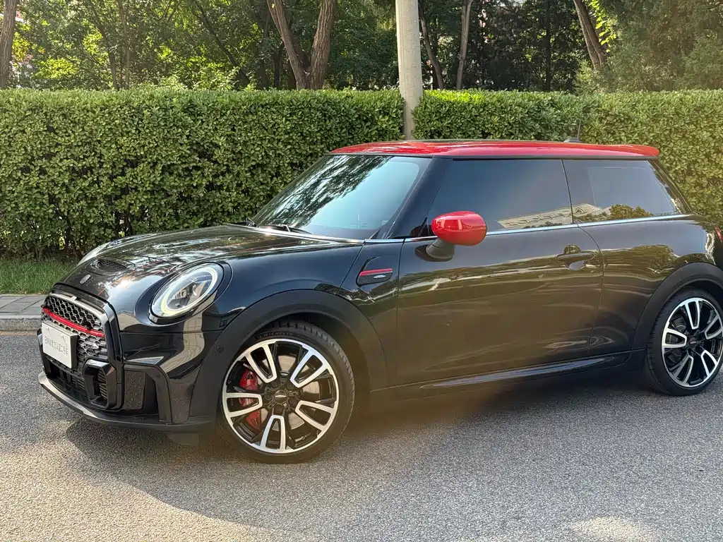 MINI JCW 2022