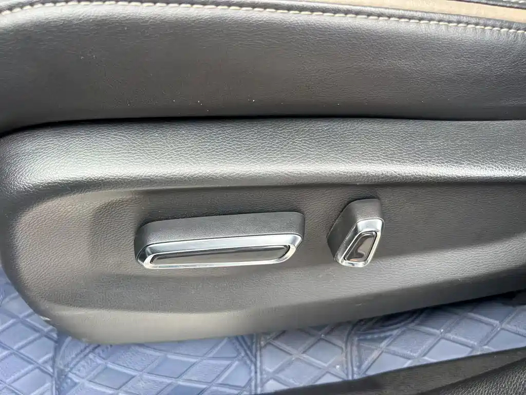 HONDA AVANCIER 2023