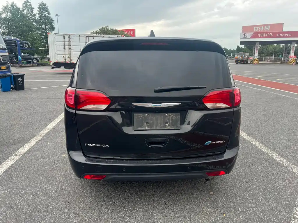 CHRYSLER BIG 捷龙PHEV IMPO 2024