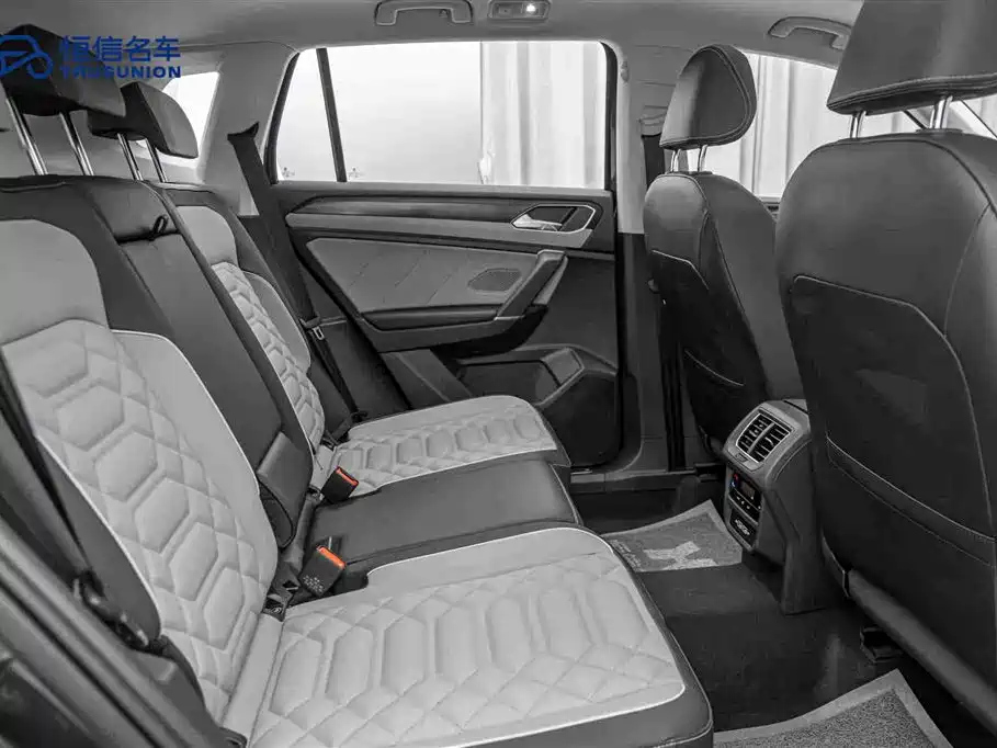 VOLKSWAGEN TAYRON 2025