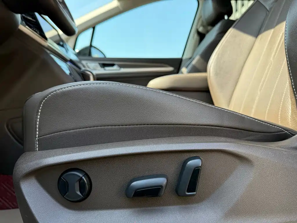 VOLKSWAGEN VILORAN 2020