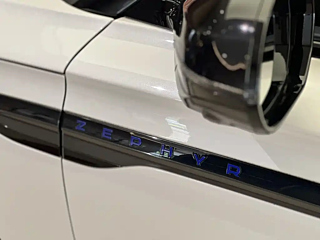 LINCOLN Z 2024 YEAR 2.0T 2WD HYBRID EDITION 2024