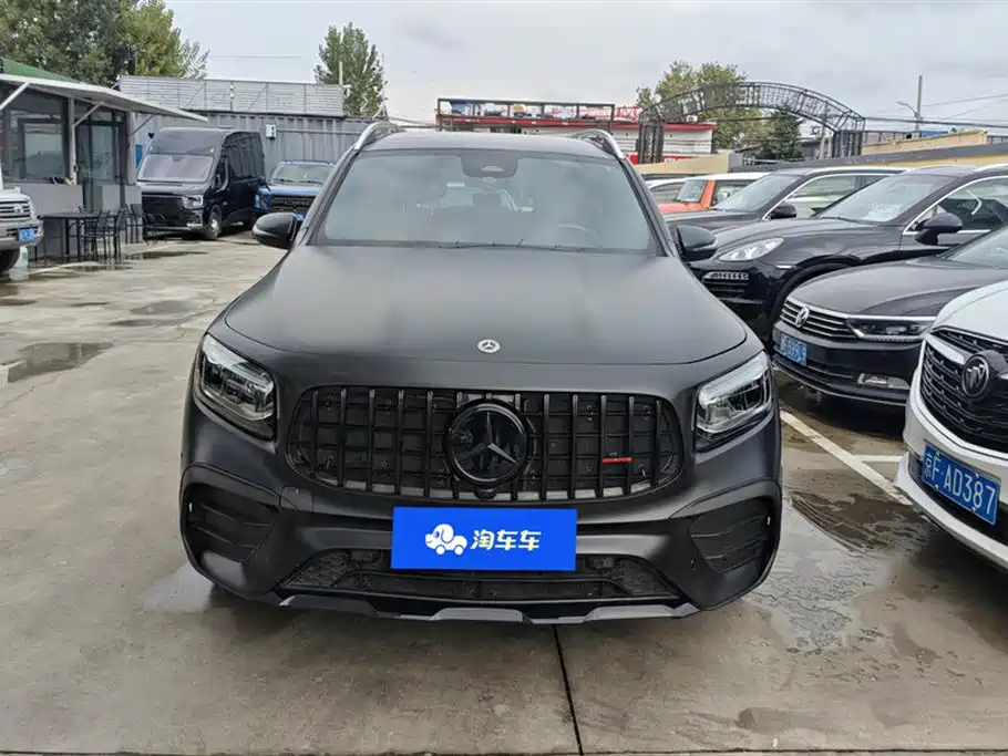 MERCEDES BENZ GLB 2024