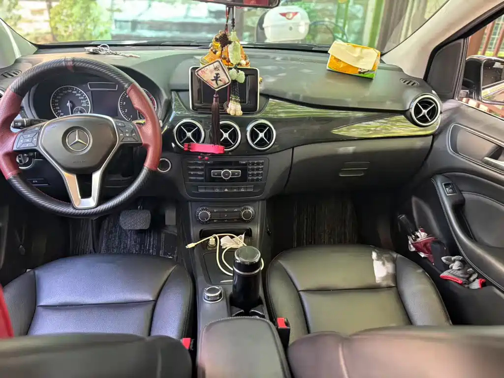 MERCEDES BENZ B-CLASS 2015