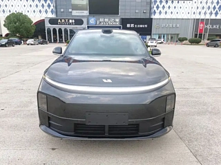 LI AUTO L6  2025 YEAR MAX INTELLIGENT  EDITION 2025