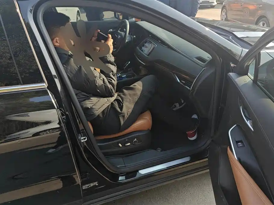 CADILLAC XT4 2022