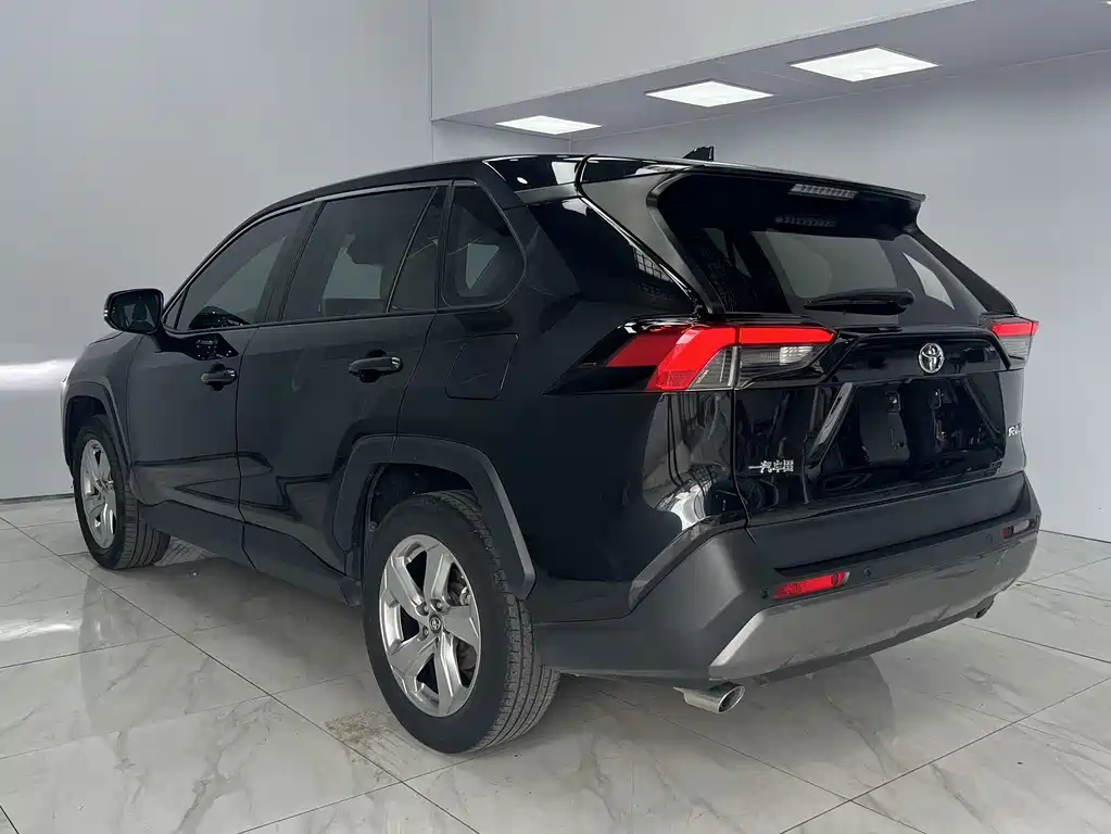 TOYOTA RAV4 RONGFANG 2021