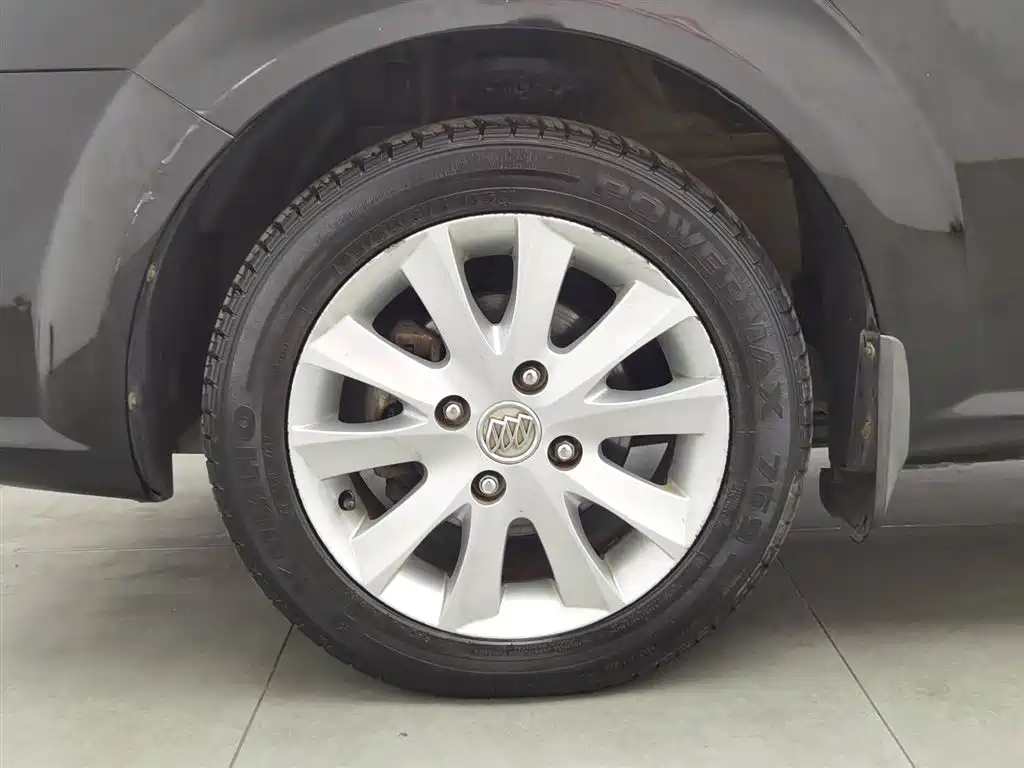 BUICK EXCELLE 2011