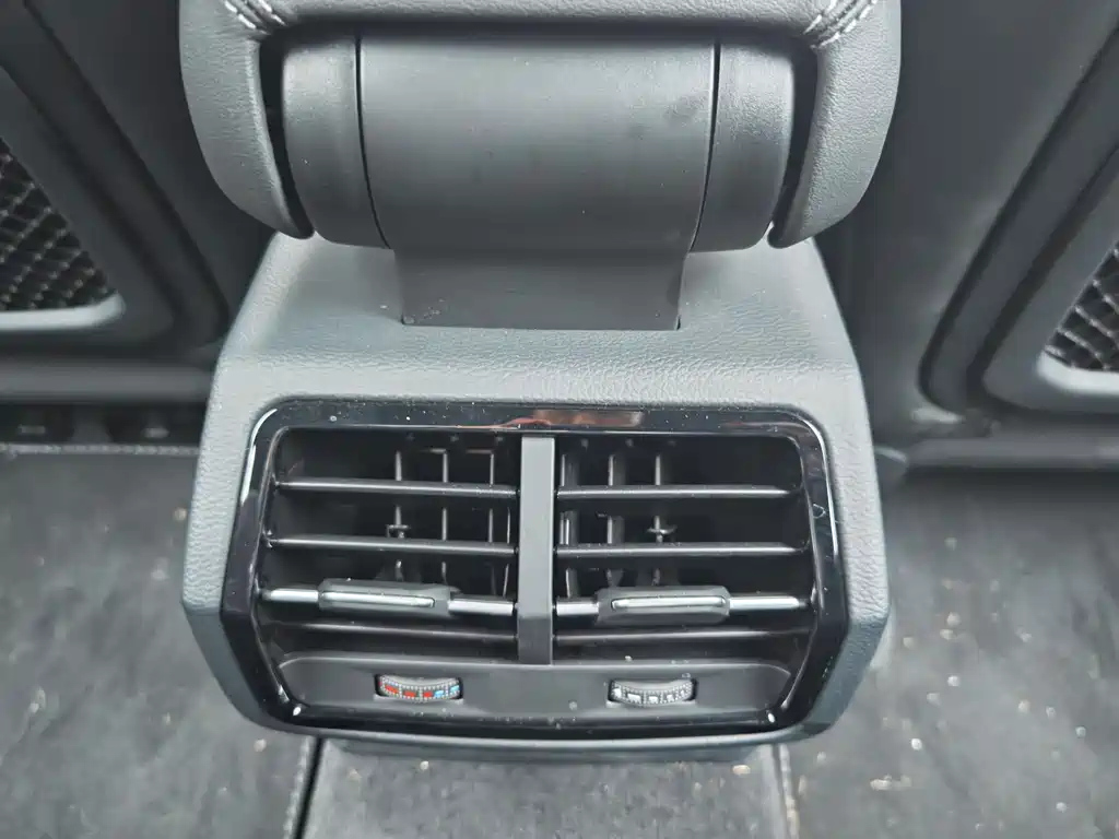 AUDI Q3 2024