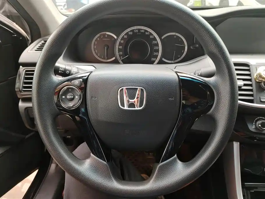HONDA ACCORD 2016