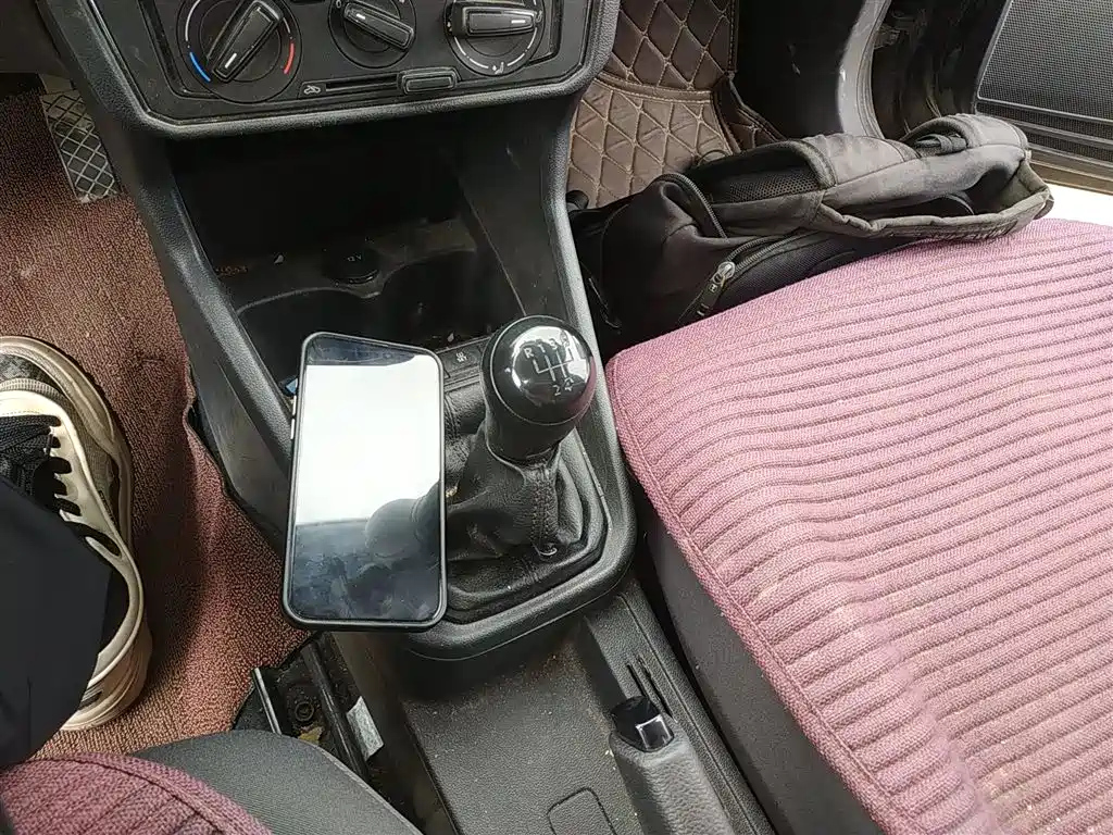 VOLKSWAGEN SANTANA 2021