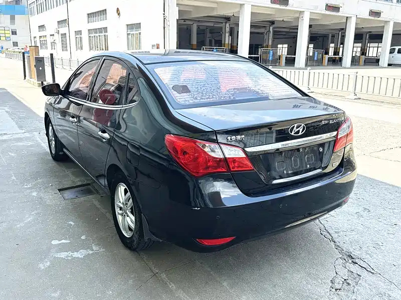 HYUNDAI CELESTA 2010