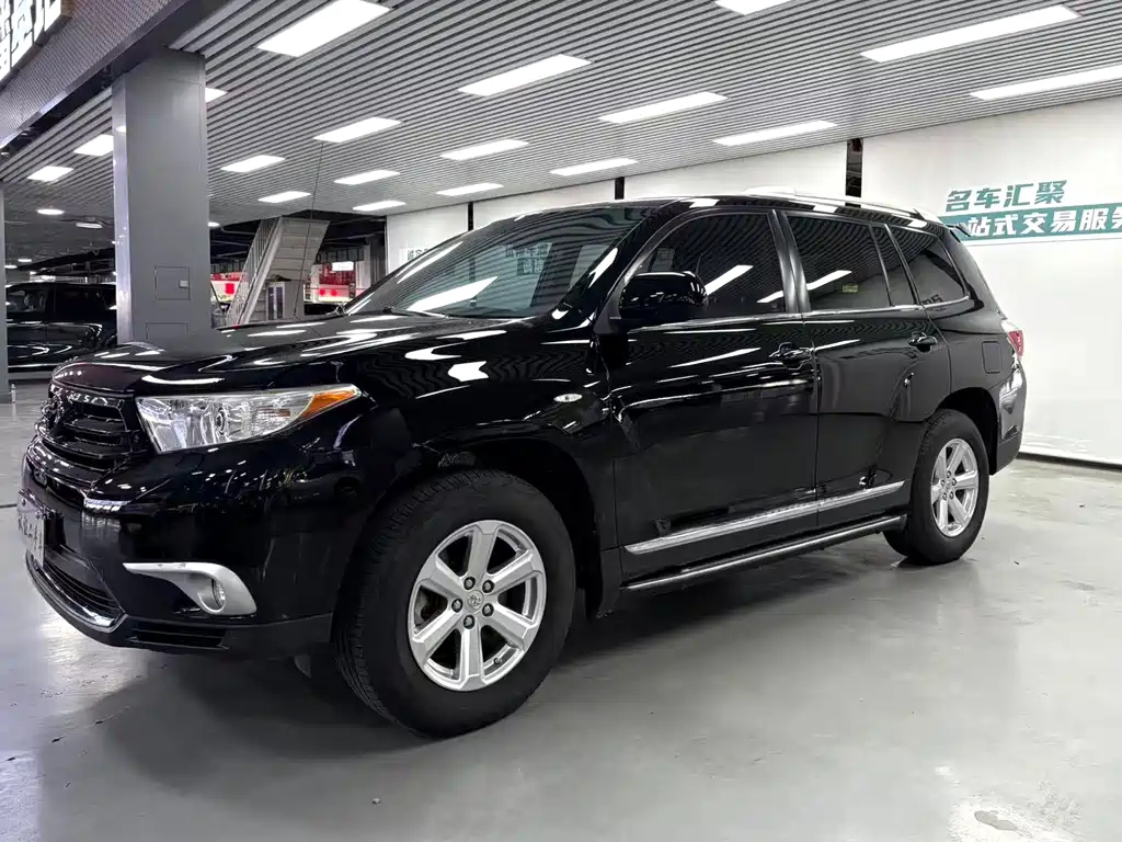 TOYOTA HIGHLANDER 2012