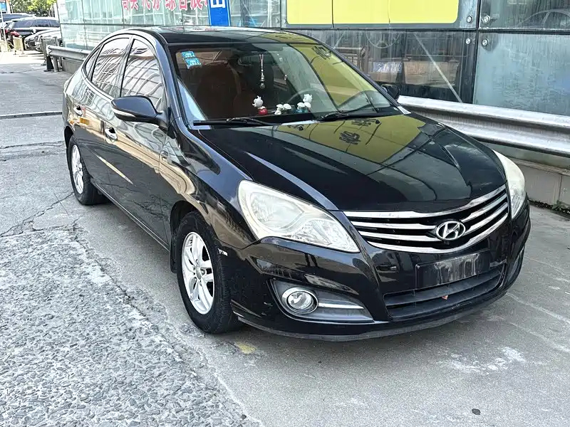 HYUNDAI CELESTA 2010