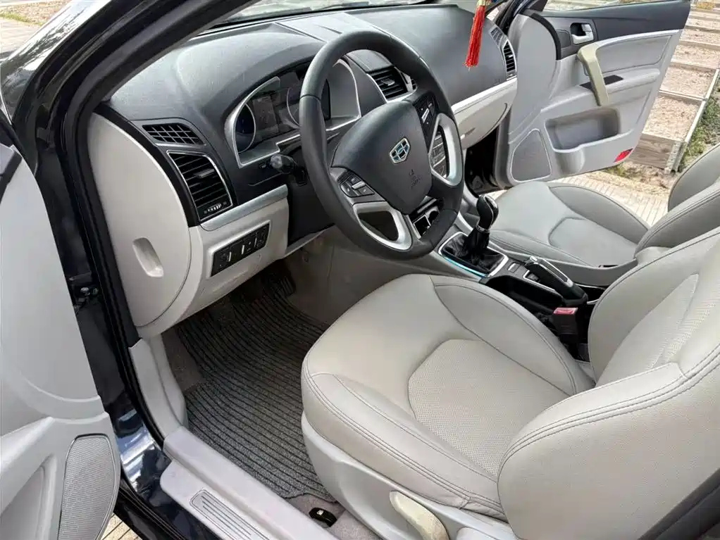 GEELY AUTO EMGRAND 2014