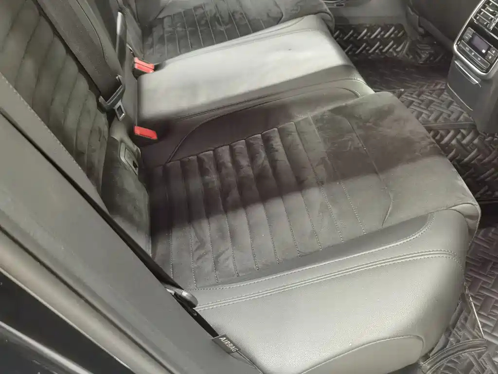 VOLKSWAGEN MAGOTAN 2018