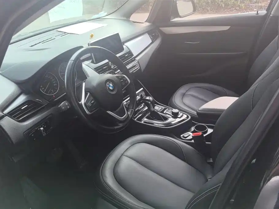 BMW 2-SERIES STATION WAGON 2016