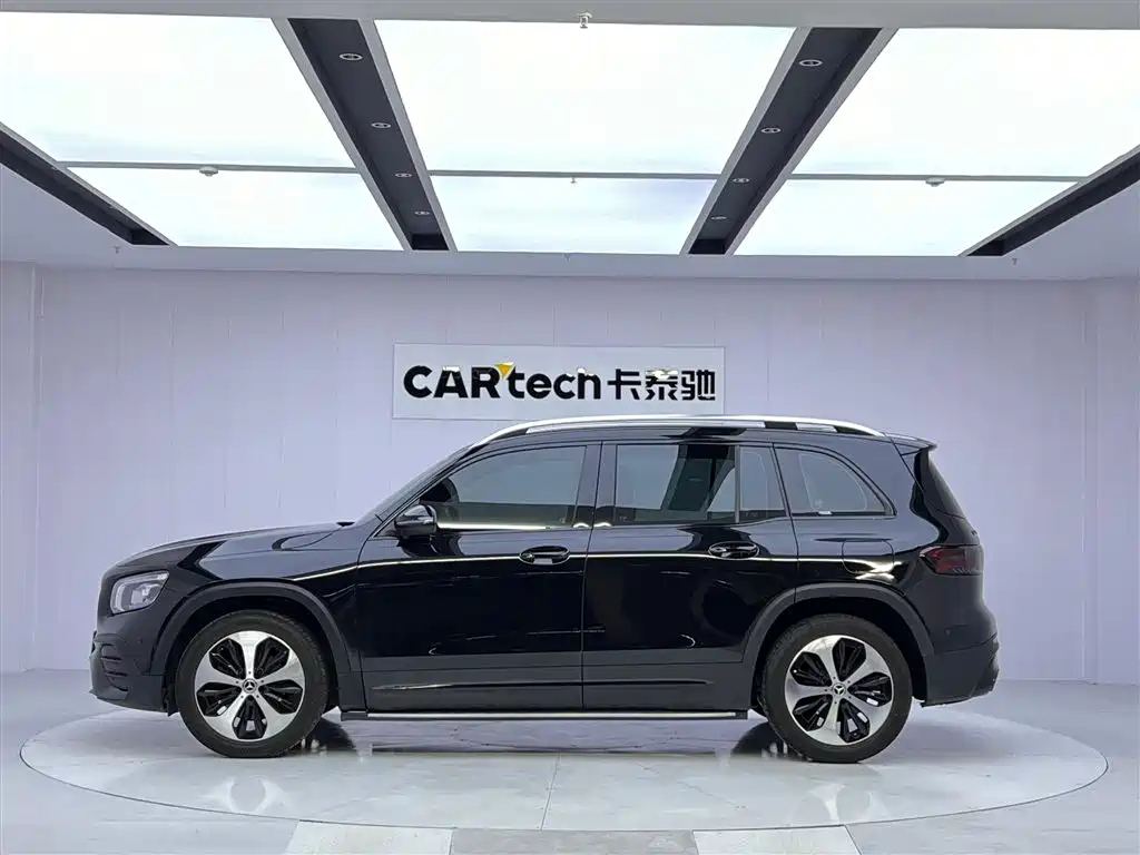 MERCEDES BENZ GLB 2022