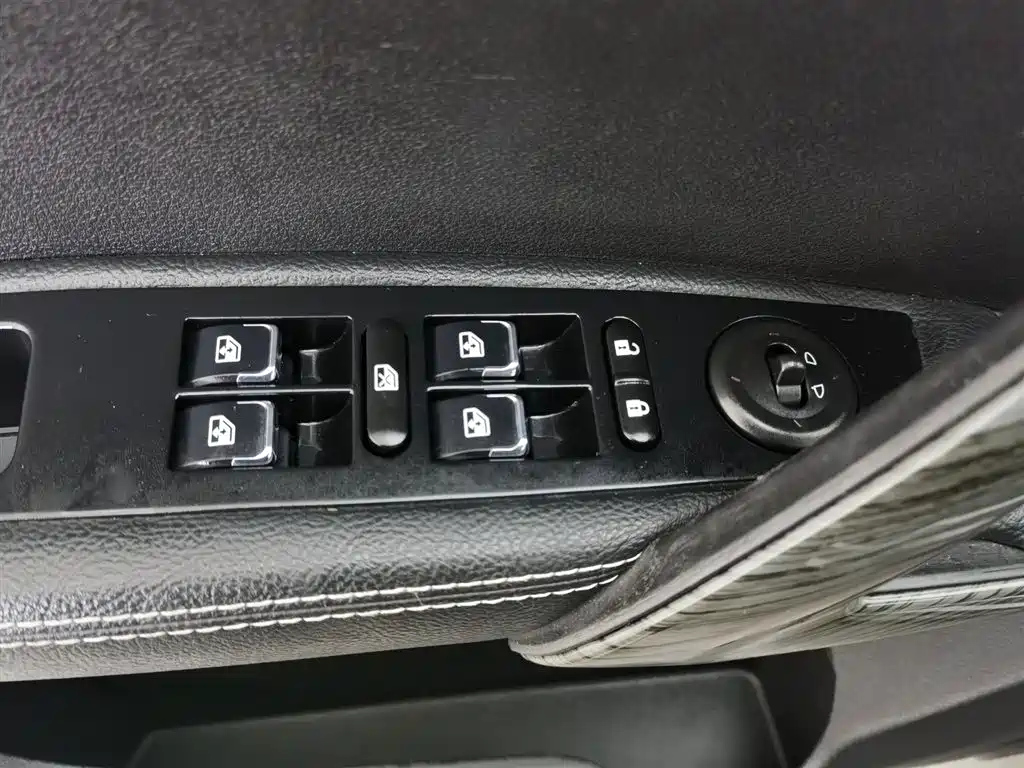 ZOTYE T600 2016