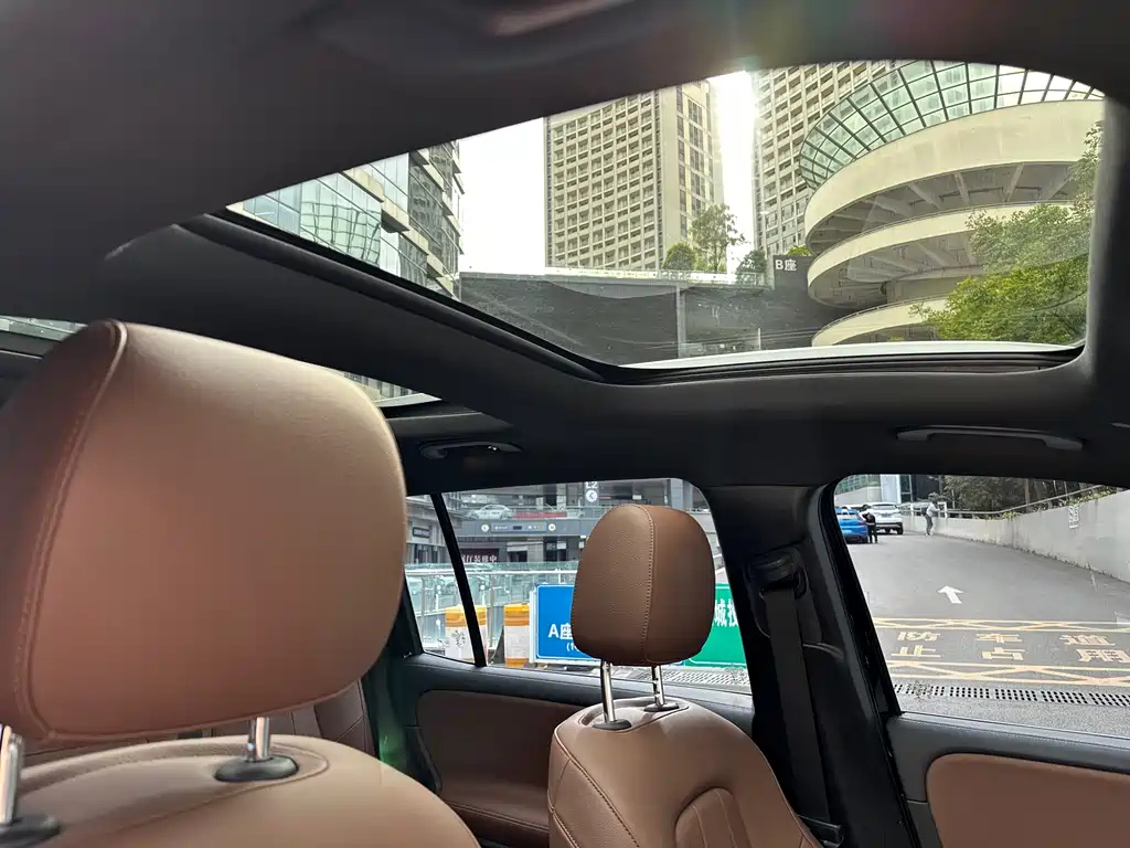 MERCEDES BENZ GLB 2020