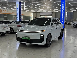 LI AUTO L6  2024 YEAR PRO 2024