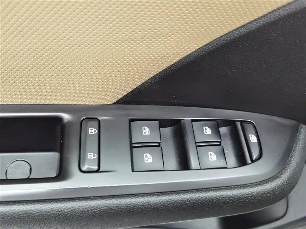 CHEVROLET CRUZE 2022