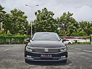 VOLKSWAGEN MAGOTAN 2019