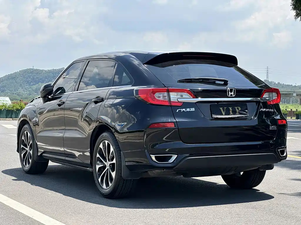 HONDA AVANCIER 2019