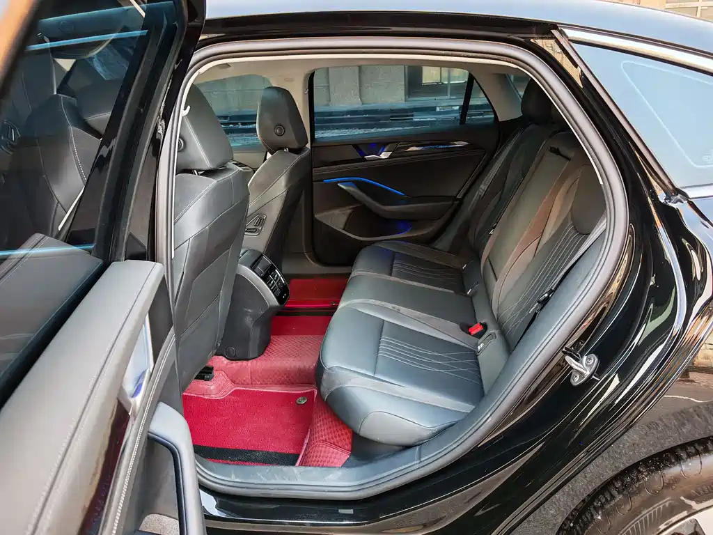 VOLKSWAGEN MAGOTAN 2024