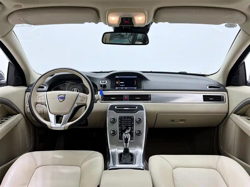 VOLVO S80L 2015