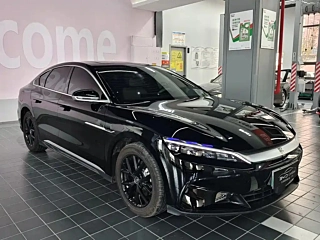 BYD HAN  2025