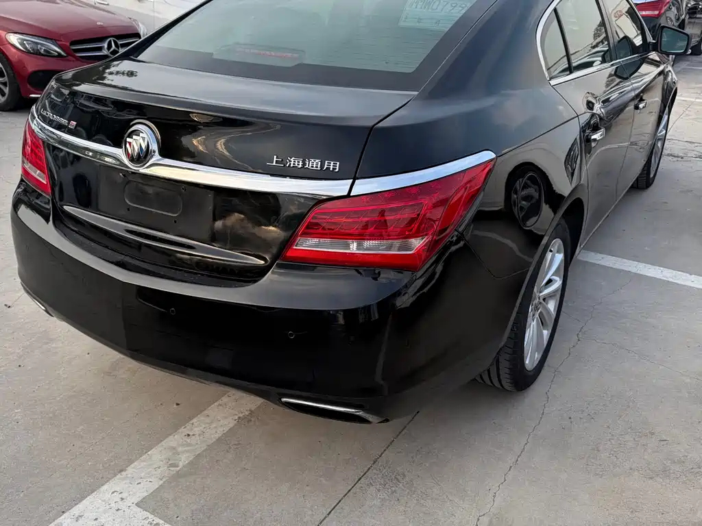 BUICK LACROSSE 2013
