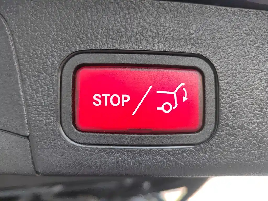 MERCEDES BENZ GLB 2023