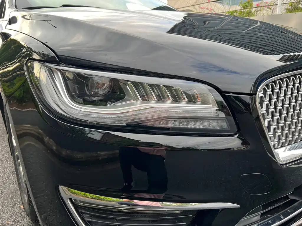 LINCOLN MKZ 2018
