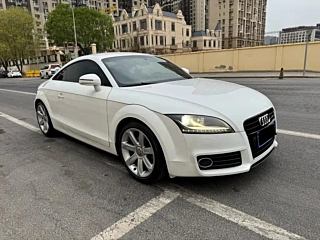 AUDI TT  2011