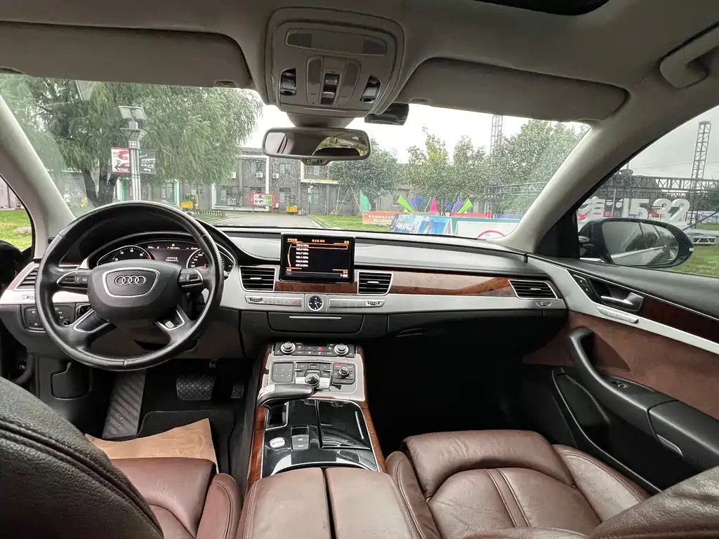 AUDI A8 2013