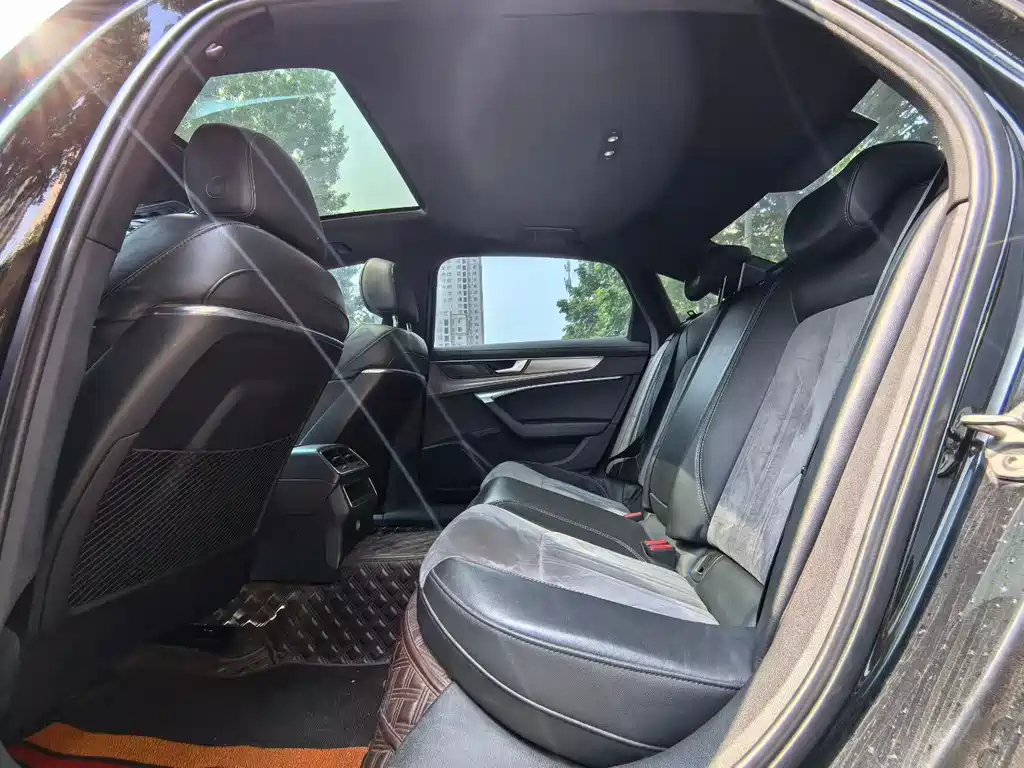 AUDI A6L 2021