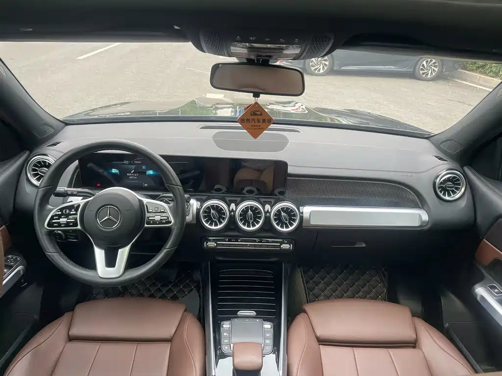 MERCEDES BENZ GLB 2022