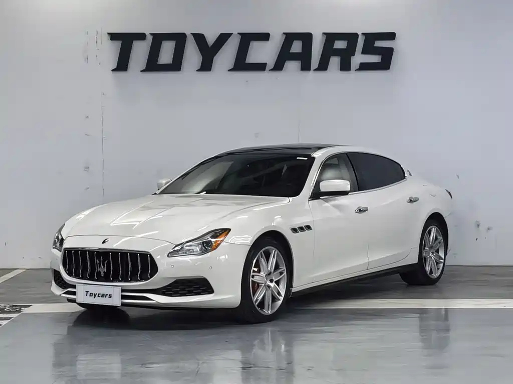 MASERATI QUATTROPORTE 2013