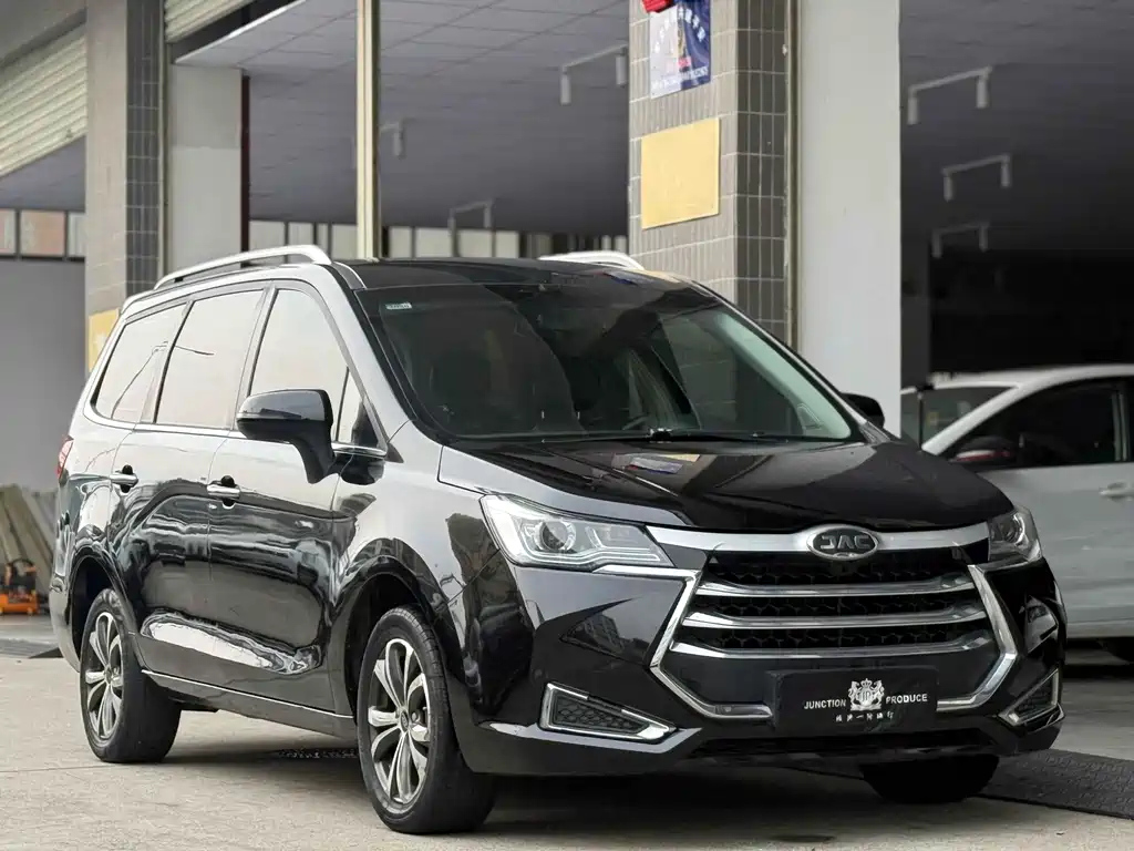 JAC REFINE R3 2018
