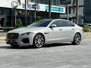 Заказать JAGUAR XFL