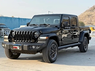 Заказать JEEP 角斗士