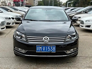 VOLKSWAGEN MAGOTAN 2012