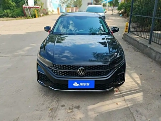 VOLKSWAGEN PASSAT 2023
