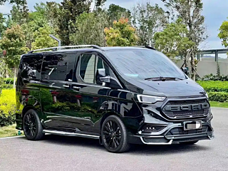 FORD TOUREO 2024