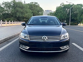 VOLKSWAGEN MAGOTAN 2012