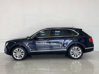 BENTLEY BENTAYGA  2021 YEAR 4.0T V8 2021